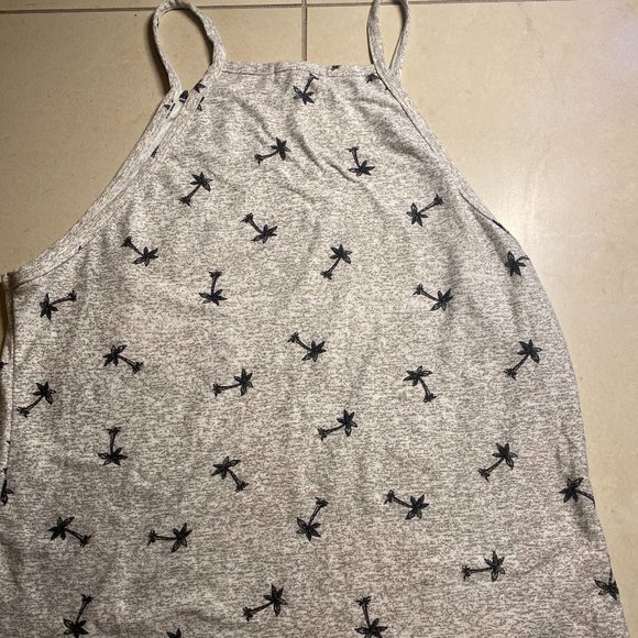 Ardene Tank: Basic Collection - Picture 2 of 4